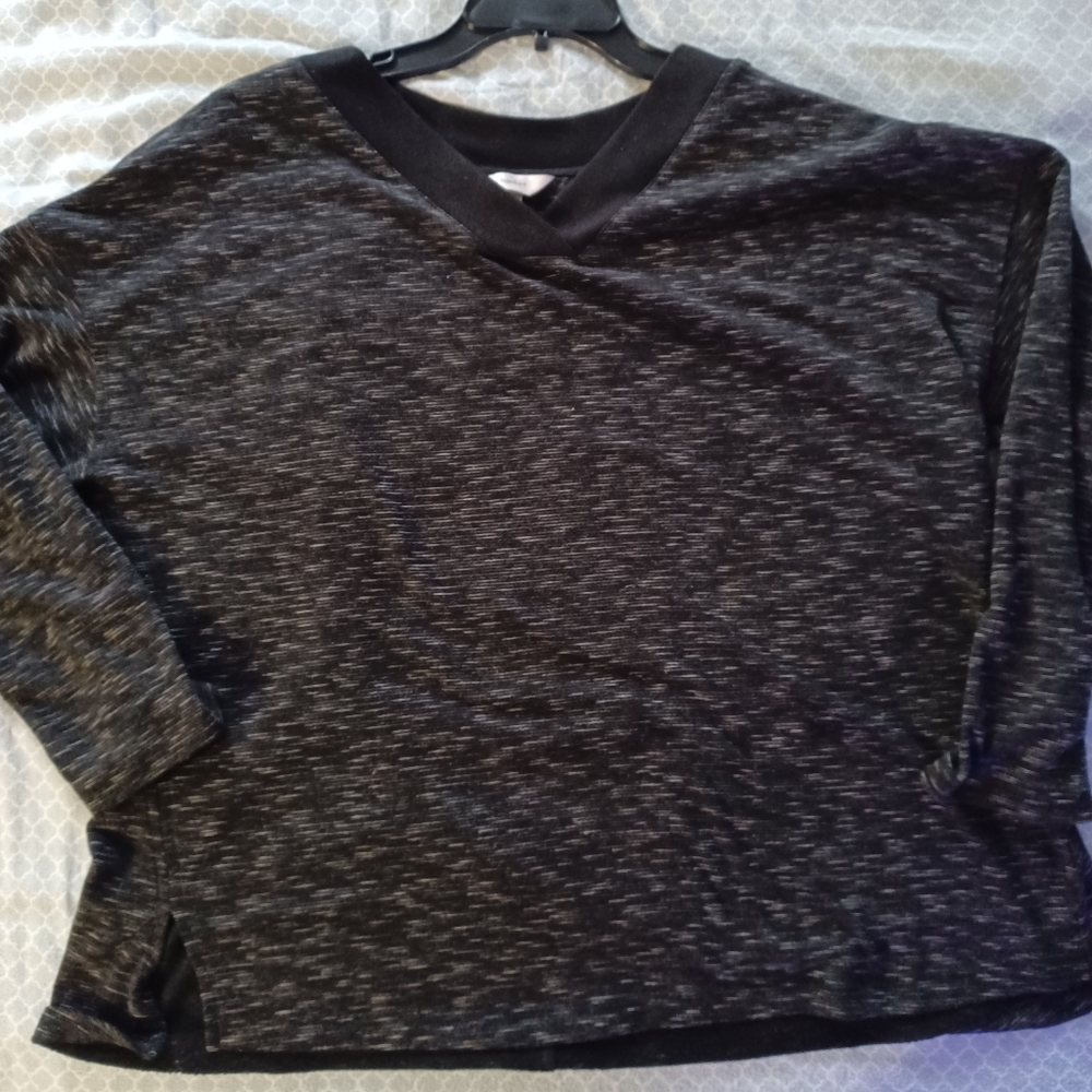 CJ Banks Womens 1X Plus Shirt Black Striped Long Sleeve VNeck